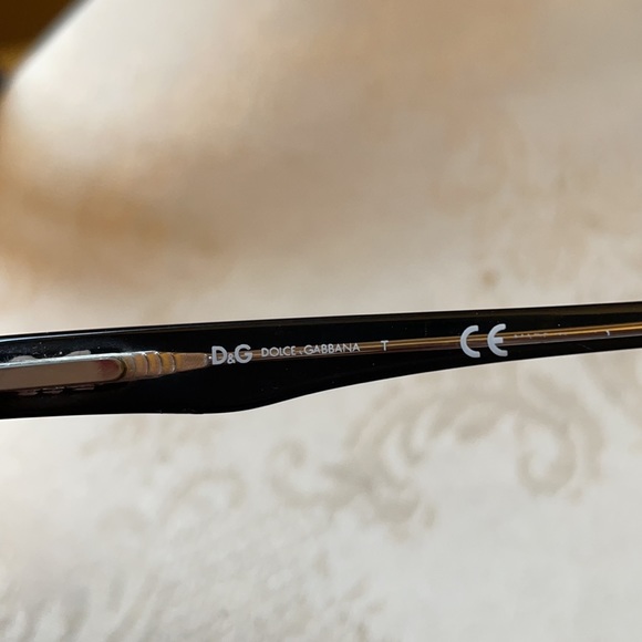 Dolce & Gabbana D & G black/clear prescription frames in EUC - Picture 5 of 13